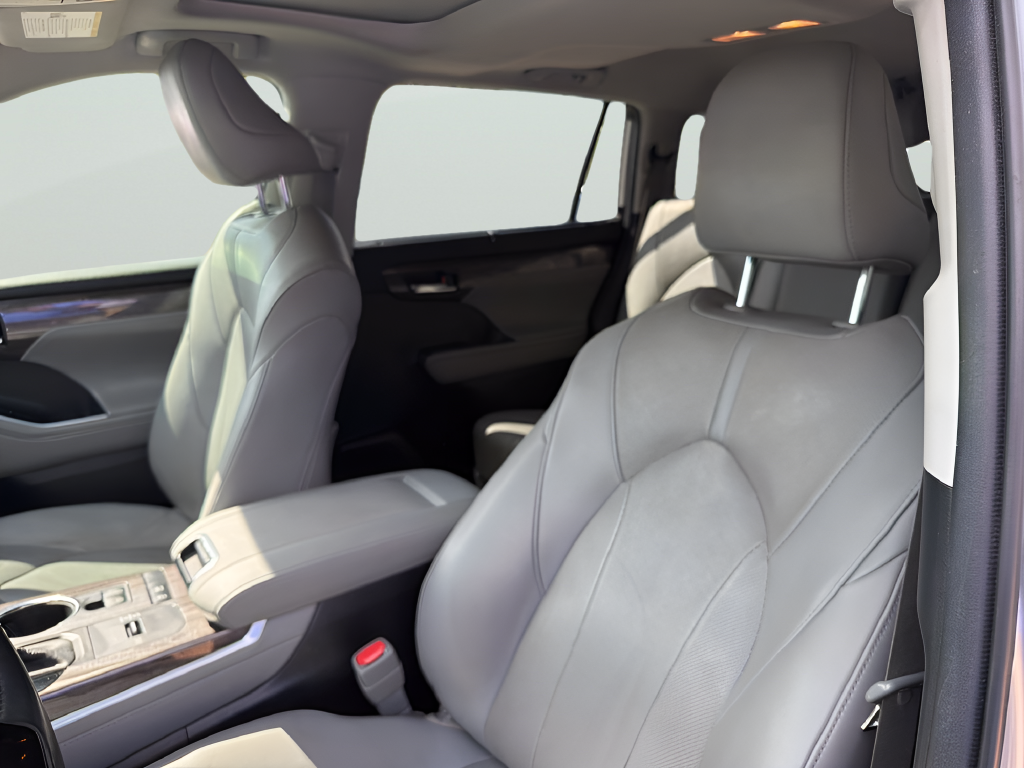 2020 Toyota Highlander Hybrid Limited