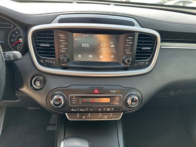 2020 Kia Sorento S