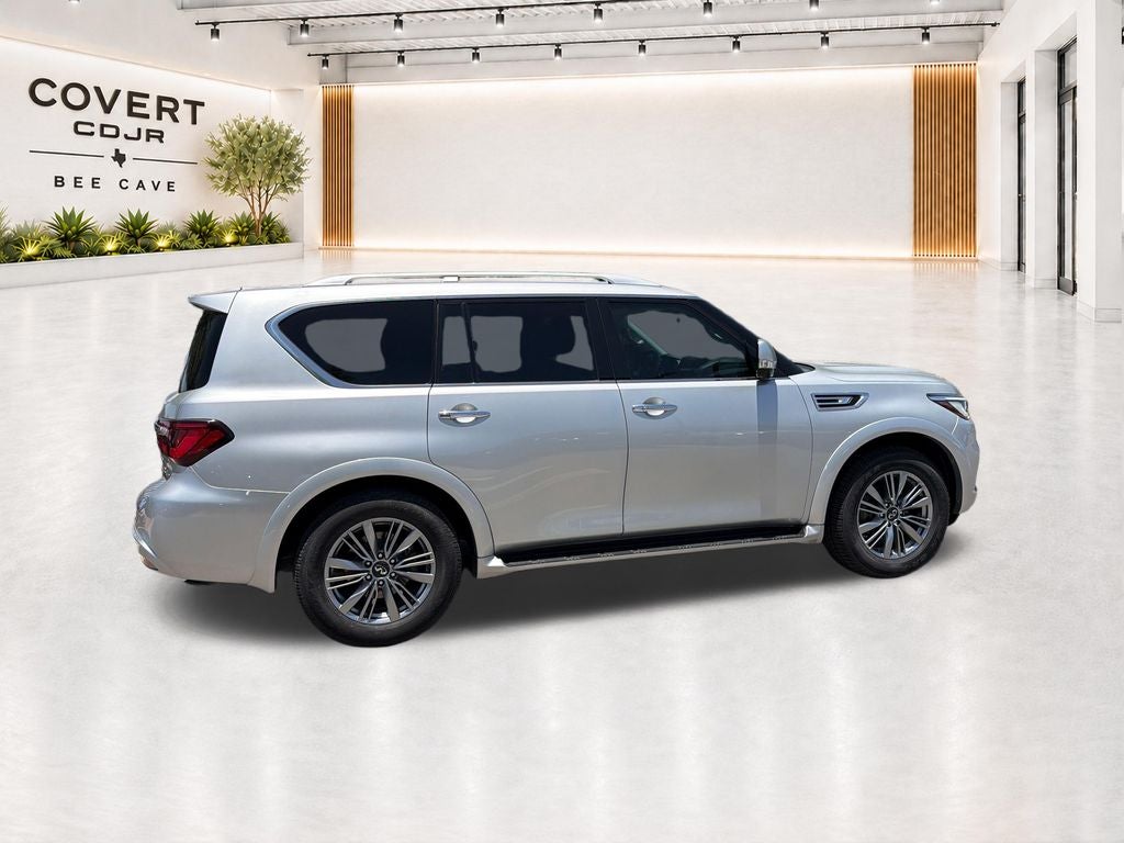 2022 INFINITI QX80 LUXE