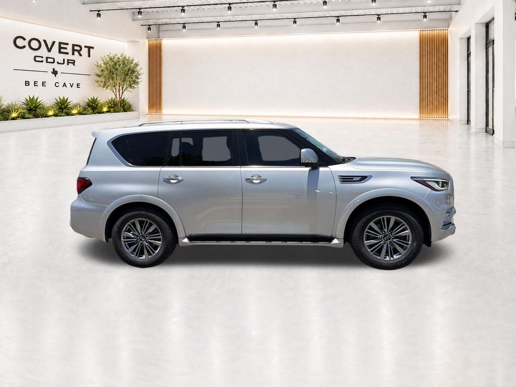 2022 INFINITI QX80 LUXE