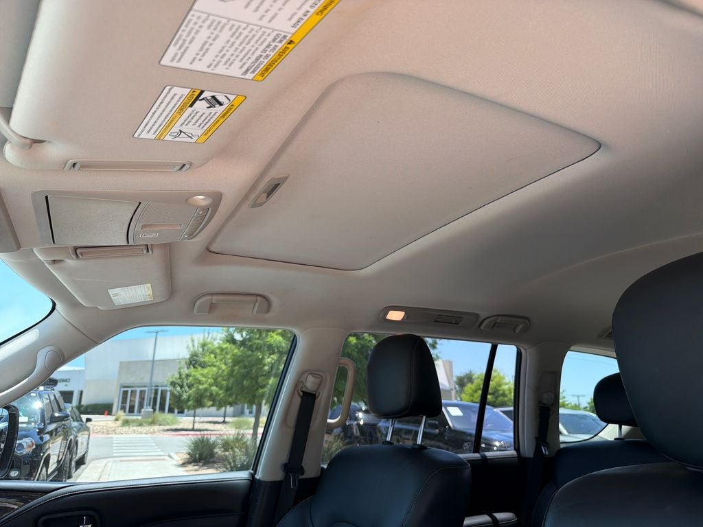 2022 INFINITI QX80 LUXE