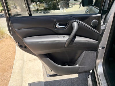 2022 INFINITI QX80 LUXE