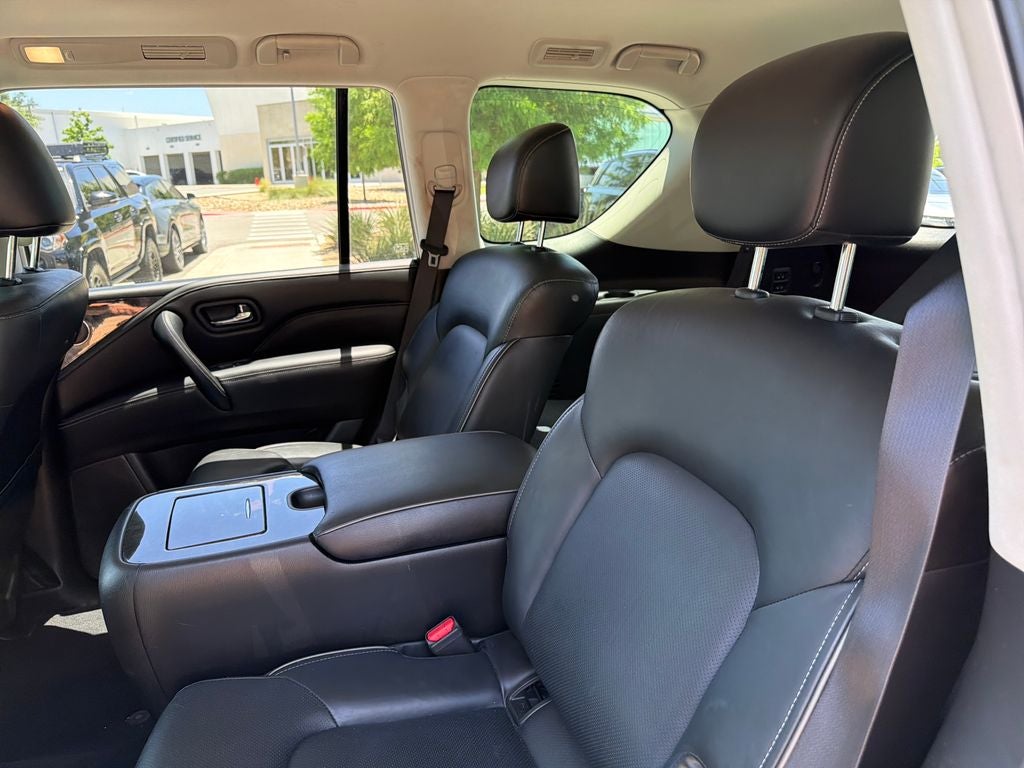 2022 INFINITI QX80 LUXE