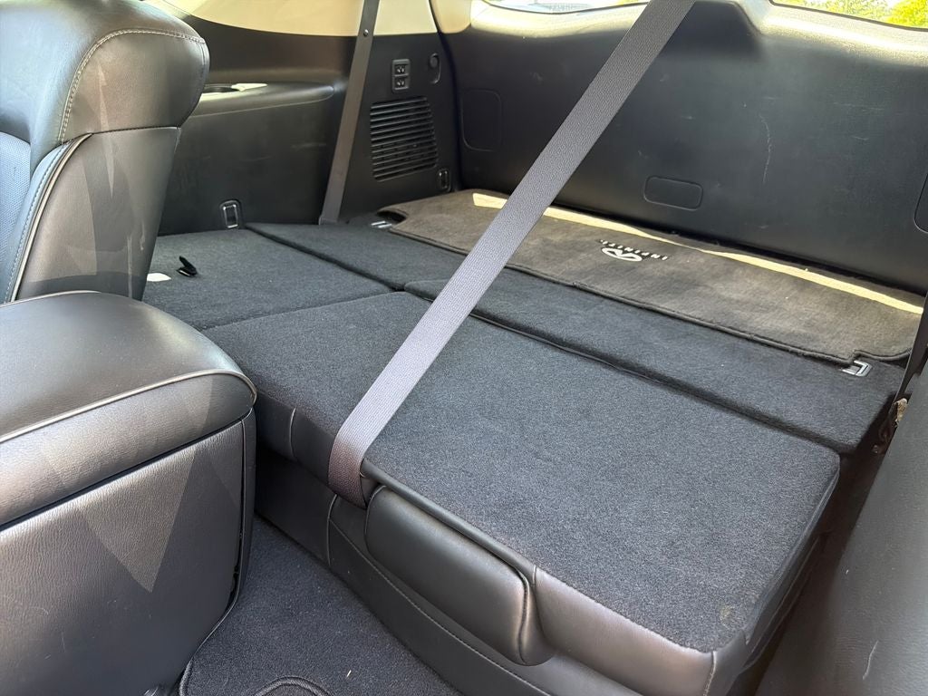 2022 INFINITI QX80 LUXE