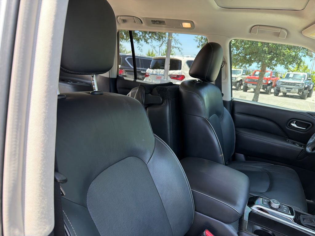 2022 INFINITI QX80 LUXE
