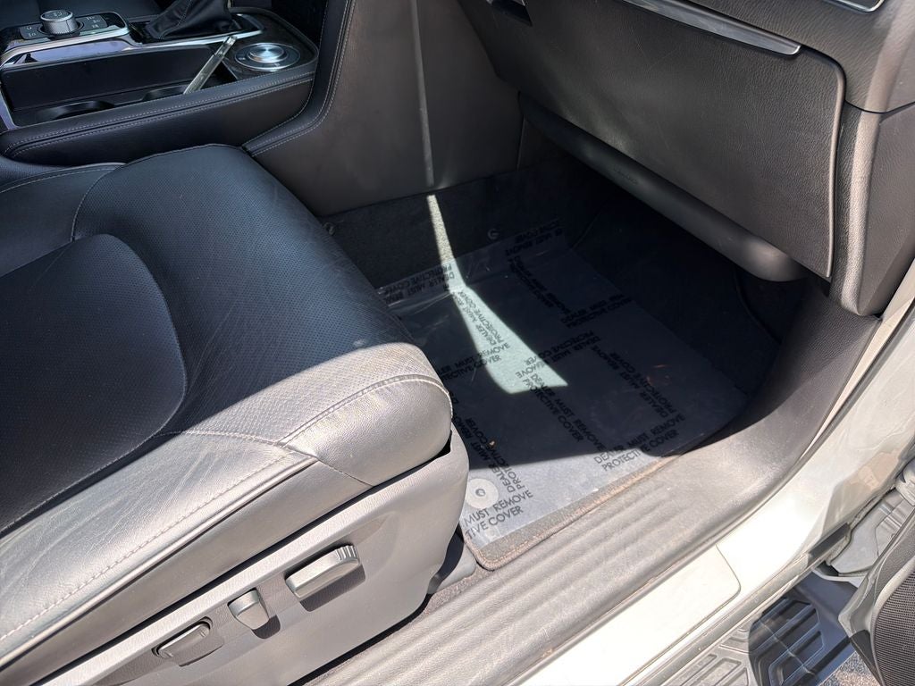 2022 INFINITI QX80 LUXE