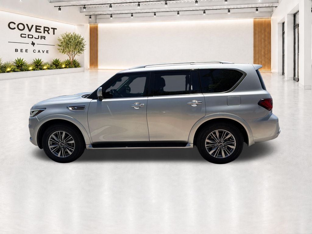 2022 INFINITI QX80 LUXE