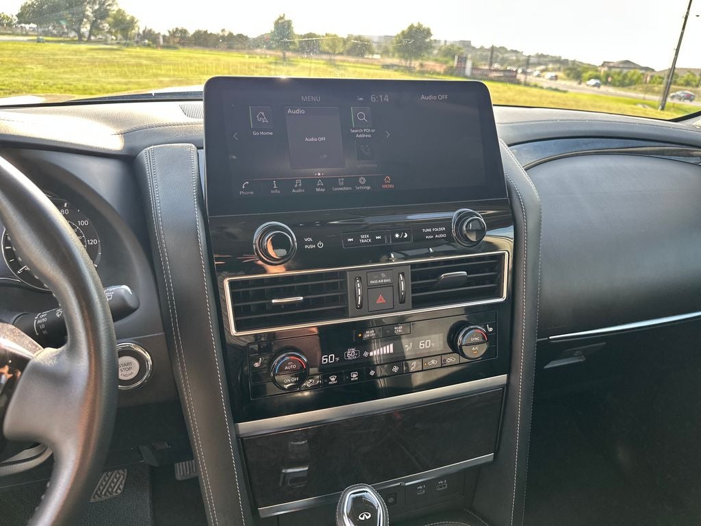 2022 INFINITI QX80 LUXE
