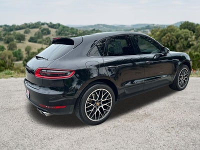 2018 Porsche Macan Base