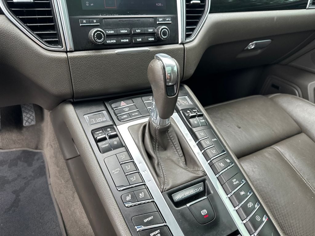2018 Porsche Macan Base