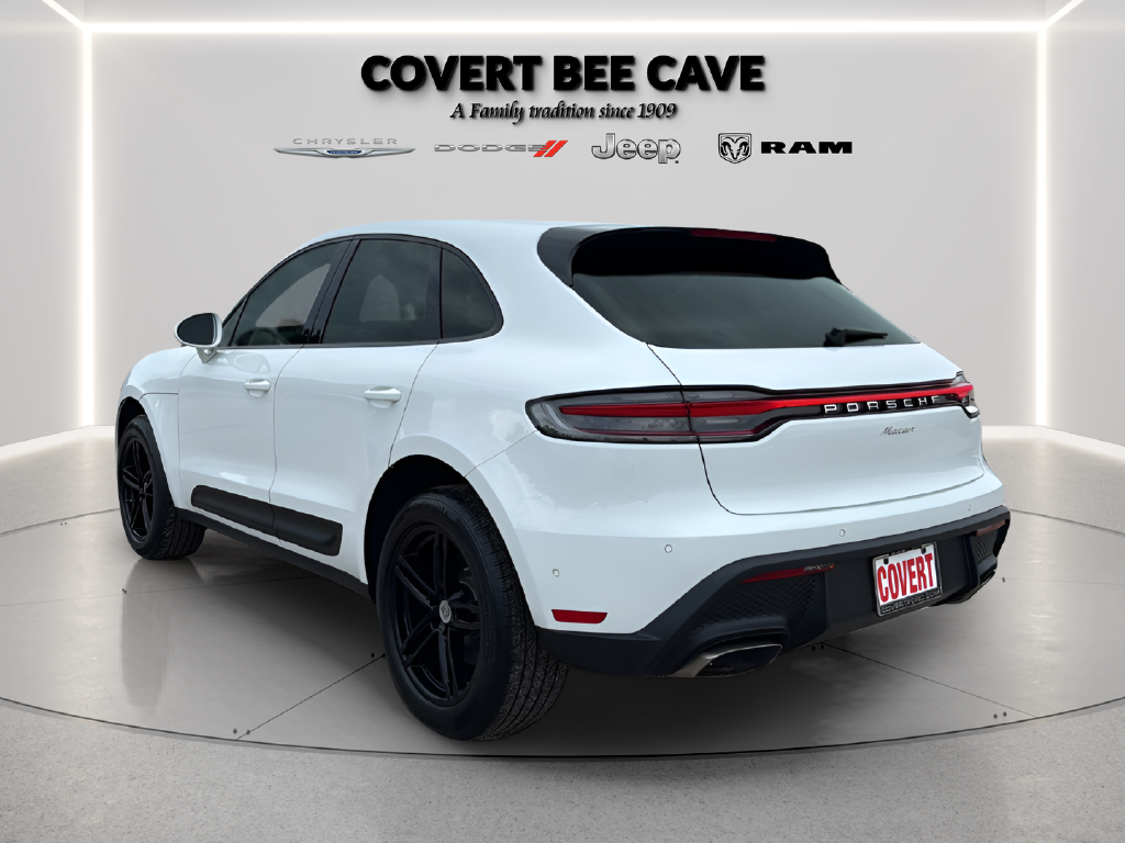2024 Porsche Macan Base