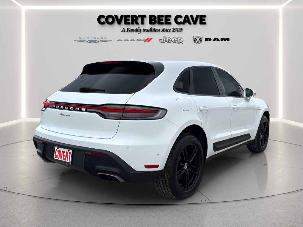 2024 Porsche Macan Base