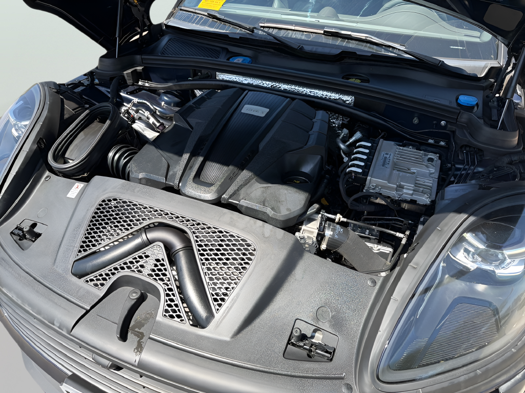 2020 Porsche Macan S