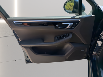 2020 Porsche Macan S
