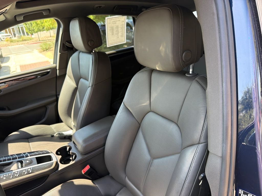 2020 Porsche Macan S