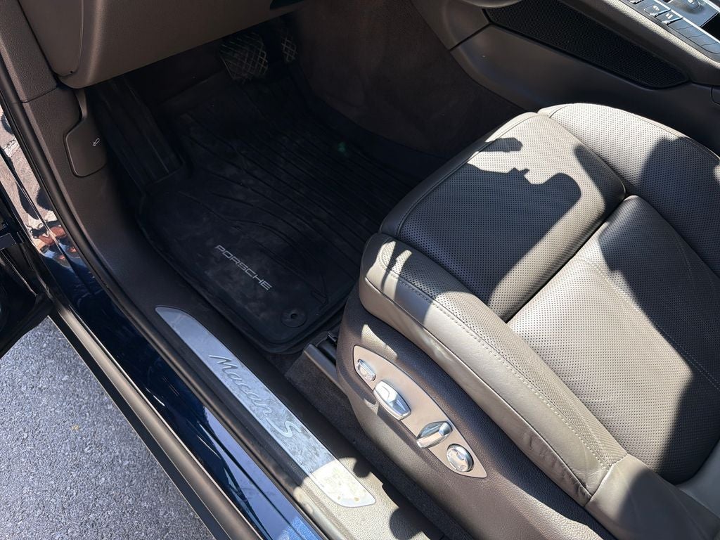 2020 Porsche Macan S