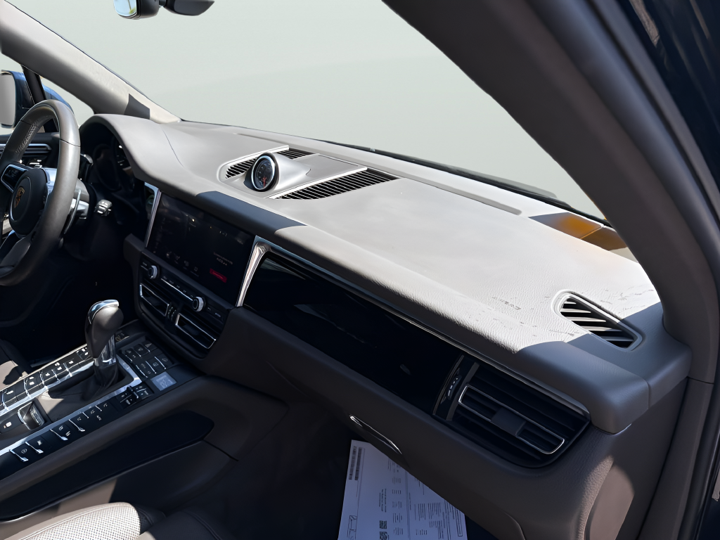 2020 Porsche Macan S