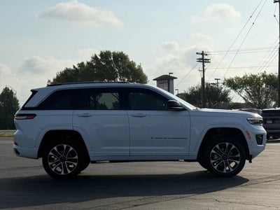 2023 Jeep Grand Cherokee Overland 4x4