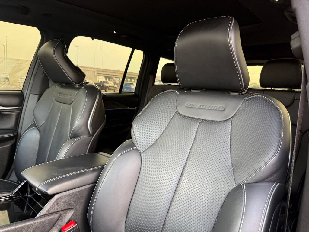 2023 Jeep Grand Cherokee Overland 4x4