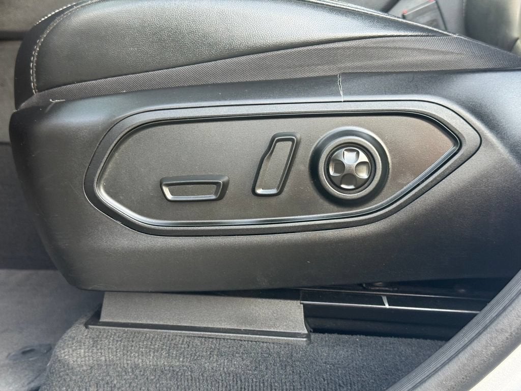 2023 Jeep Grand Cherokee L Altitude 4x2