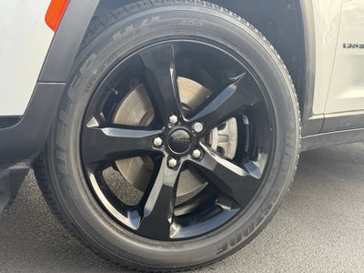 2023 Jeep Grand Cherokee L Altitude 4x2