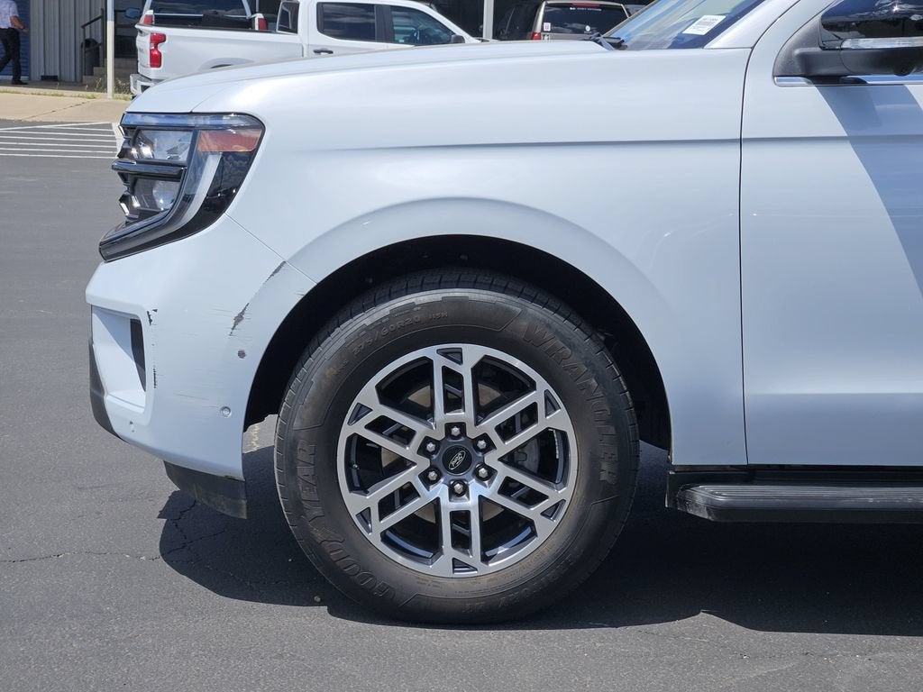 2025 Ford Expedition Active MAX