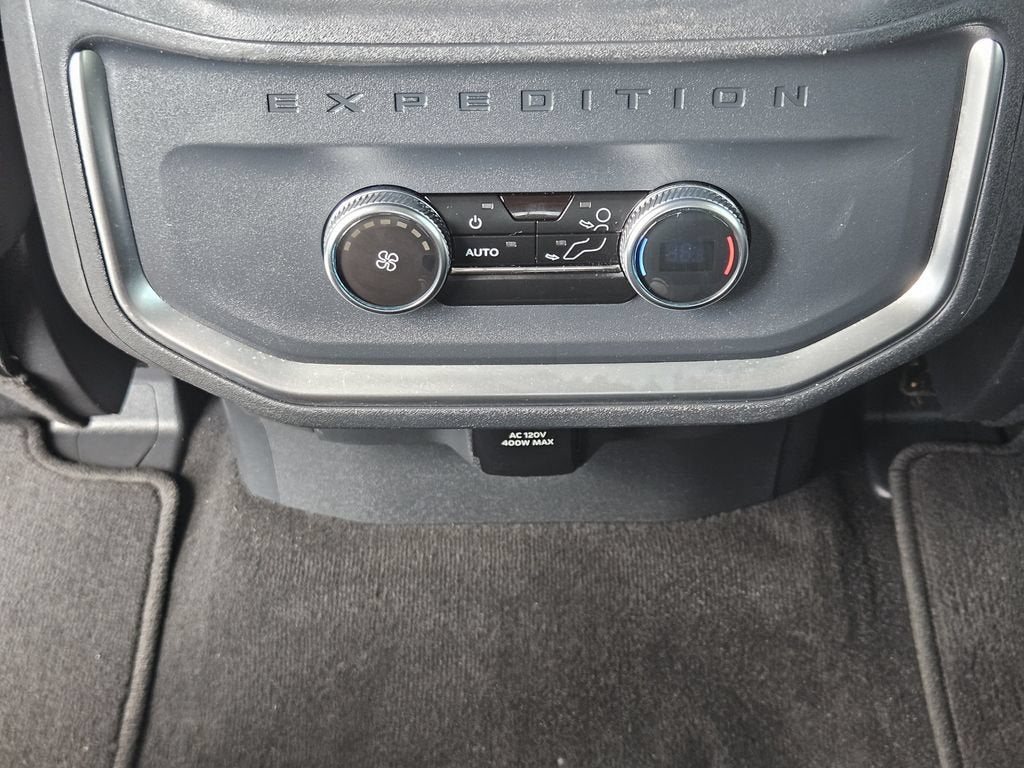 2025 Ford Expedition Active MAX