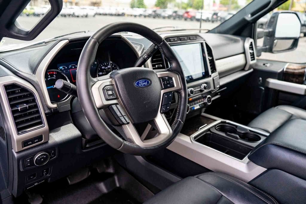 2022 Ford F-250 LARIAT