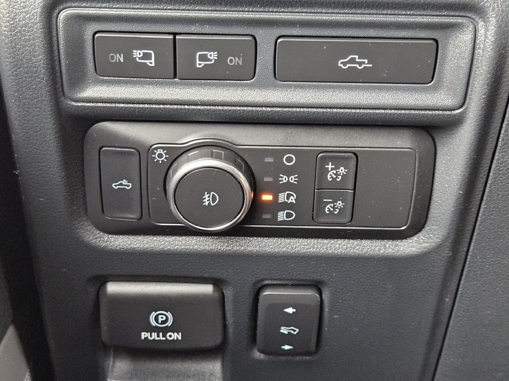 2021 Ford F-150 LARIAT 4WD SuperCrew 5.5' Box