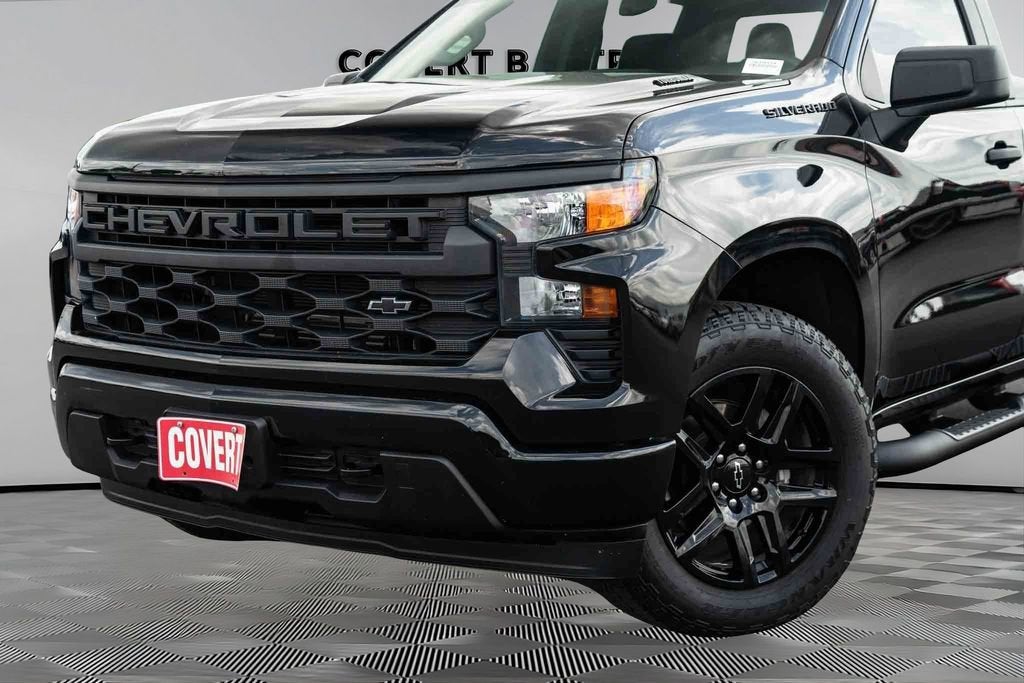2025 Chevrolet Silverado 1500 Custom