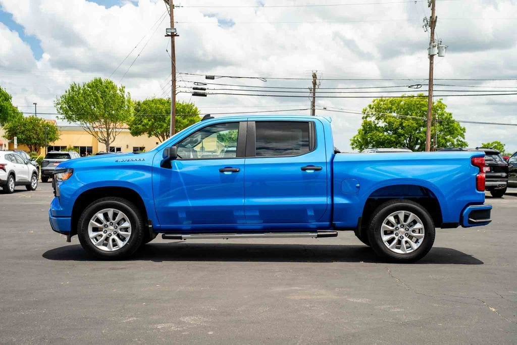 2025 Chevrolet Silverado 1500 Custom