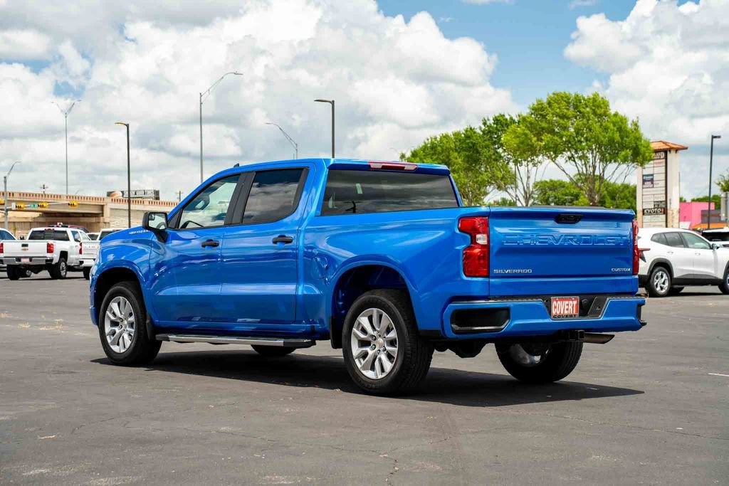 2025 Chevrolet Silverado 1500 Custom