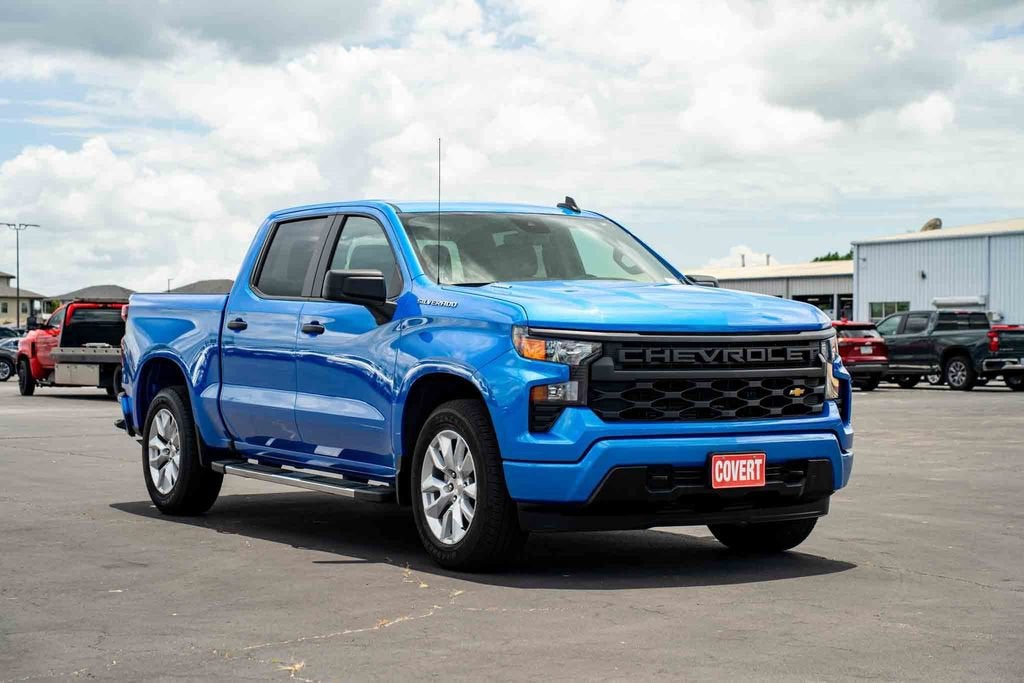 2025 Chevrolet Silverado 1500 Custom