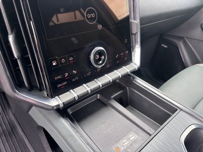 2025 GMC Acadia AT4