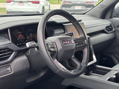 2025 GMC Acadia AT4