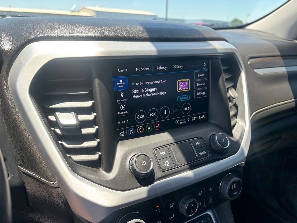 2023 GMC Acadia SLT