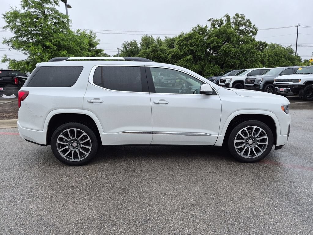 2022 GMC Acadia Denali