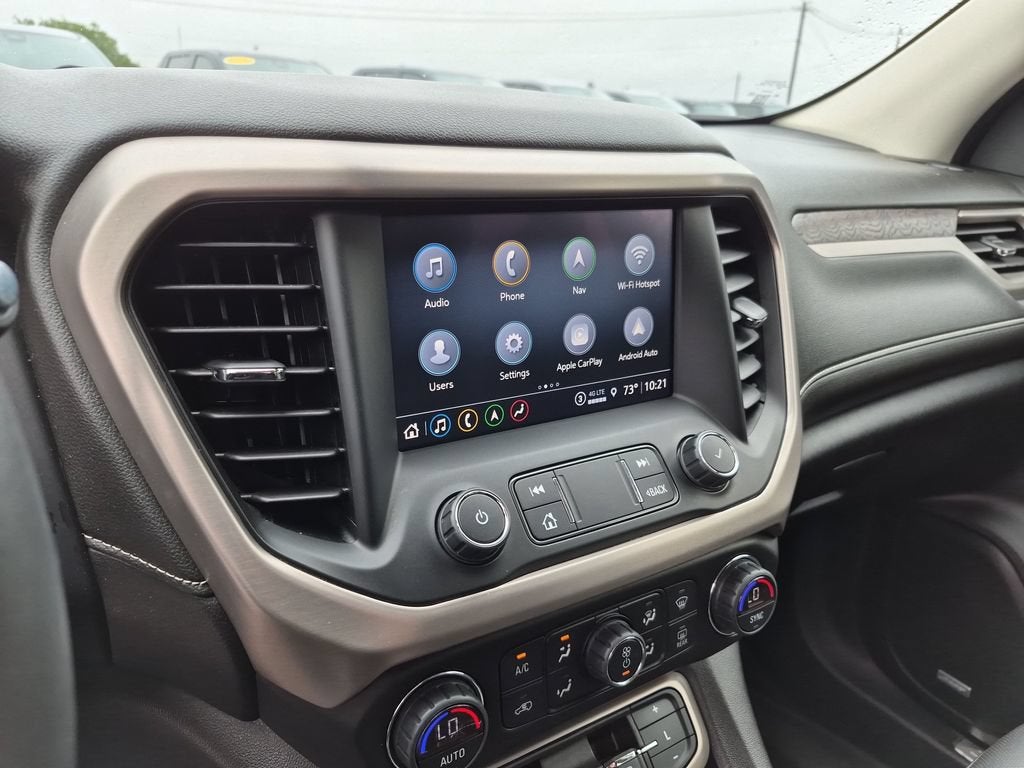 2022 GMC Acadia Denali