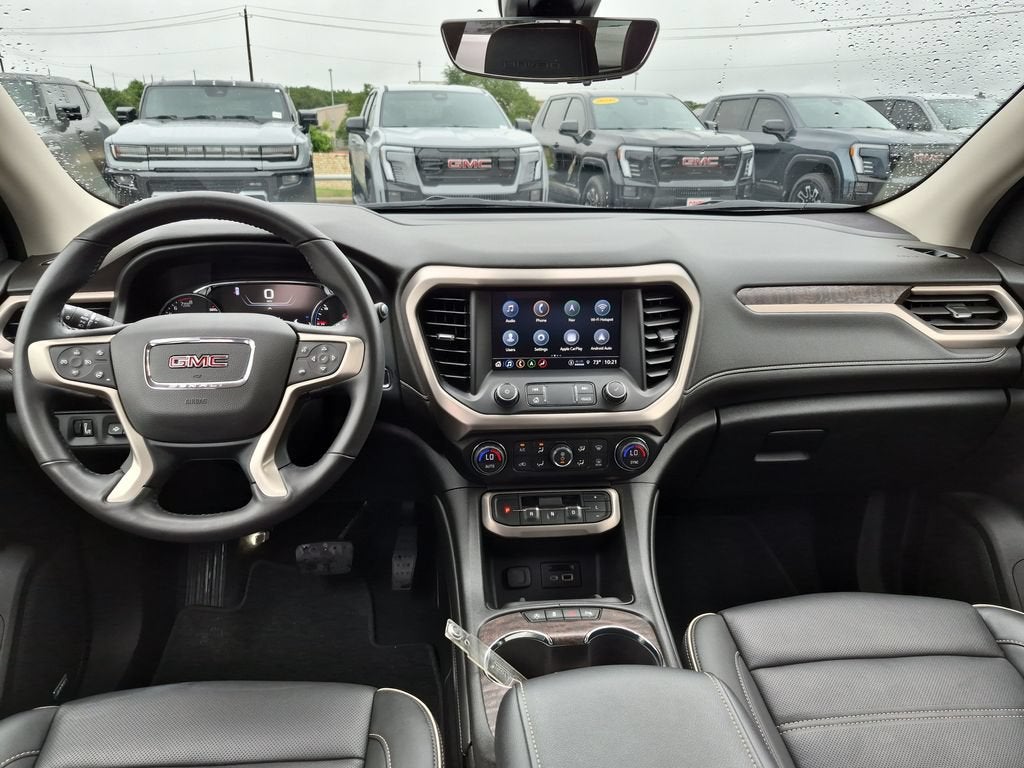 2022 GMC Acadia Denali