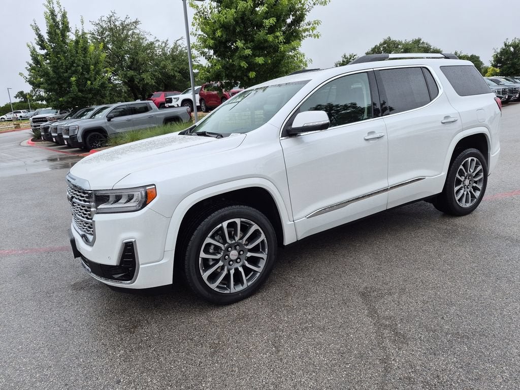 2022 GMC Acadia Denali