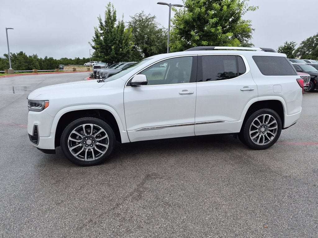 2022 GMC Acadia Denali