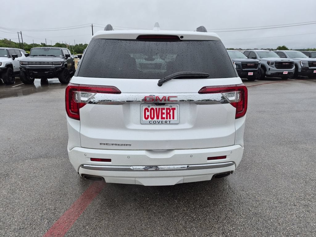 2022 GMC Acadia Denali