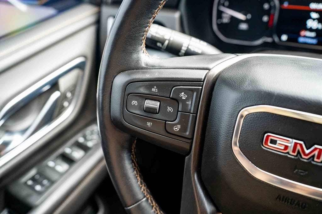 2021 GMC Yukon XL AT4