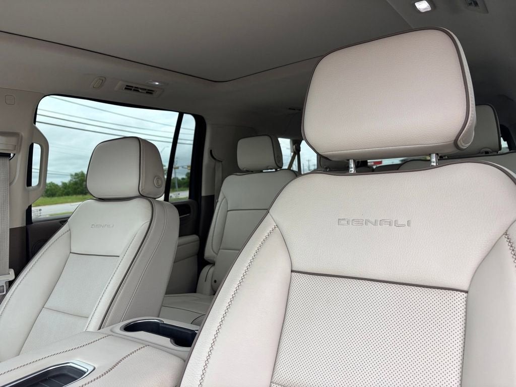 2022 GMC Yukon XL Denali