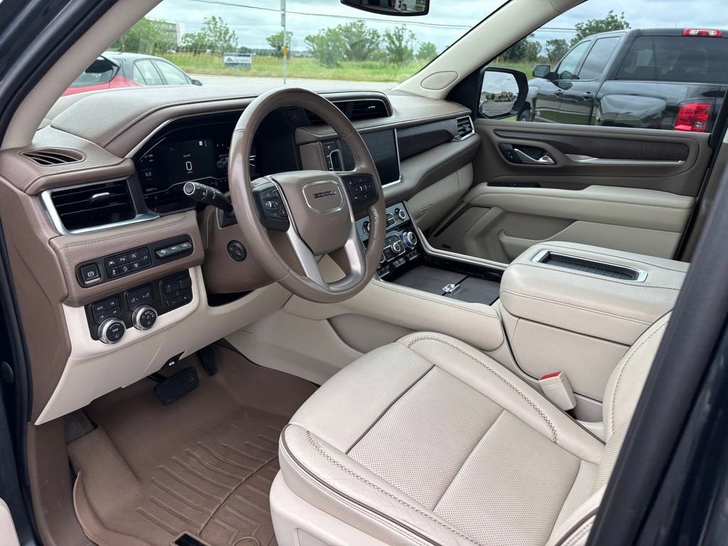 2022 GMC Yukon XL Denali
