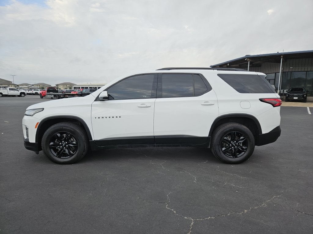 2022 Chevrolet Traverse LT Cloth