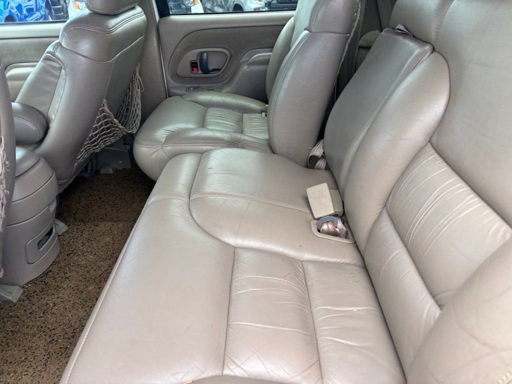 1997 Chevrolet Suburban 4DR 4WD 2500