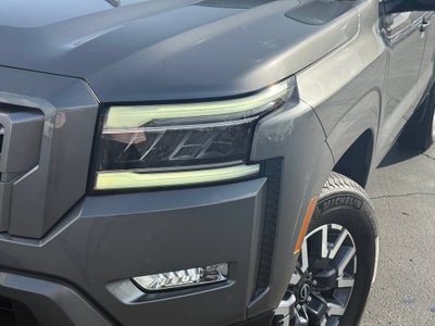 2024 Nissan Frontier Crew Cab SL 4x2