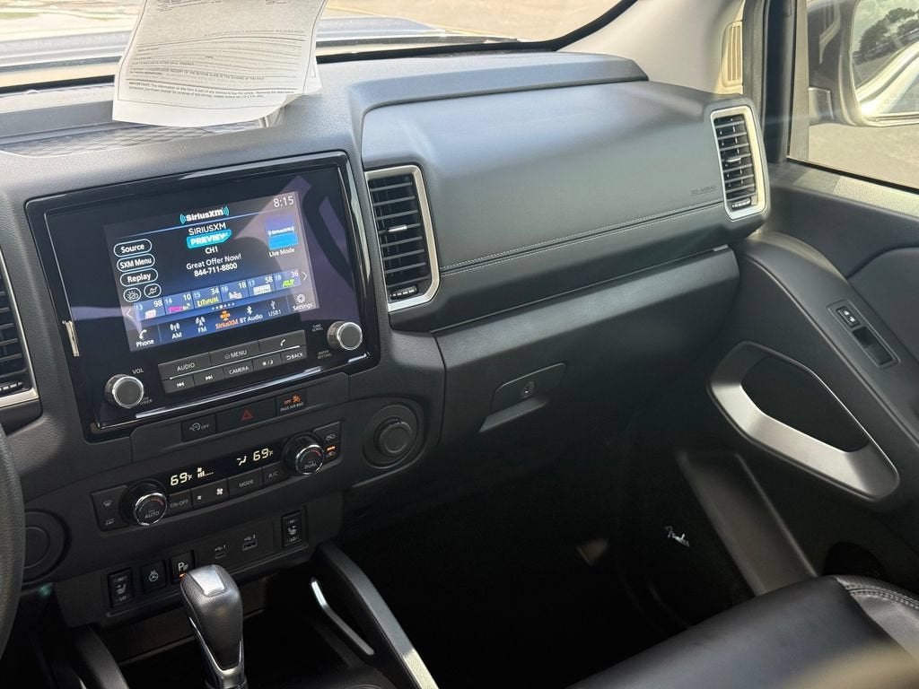 2024 Nissan Frontier Crew Cab SL 4x2