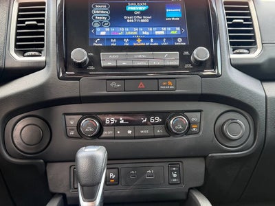 2024 Nissan Frontier Crew Cab SL 4x2